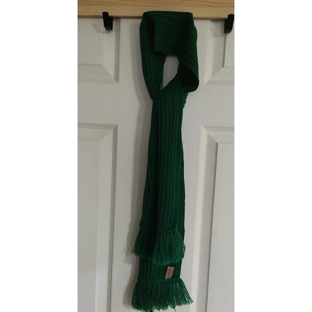 Aris Green Knit Scarf  New